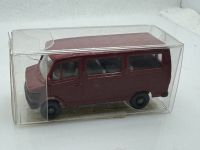 Mercedes 207 D Kombi