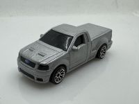 2004 Ford F-150 Lightning