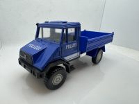 Mercedes Unimog Polizei