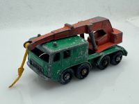 8 Wheel Crane