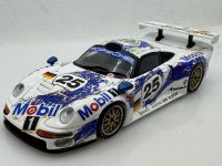 1996 Porsche 911 GT #25 Mobile 1