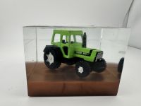 Ein Modell Kubs in Epoxid Hartz