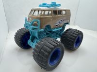 VW Bus Monster Truck