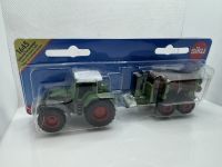 Fendt Favorit 926 Vario mit Forstanhnger 1645