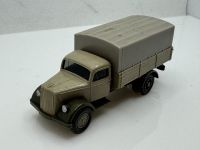 Opel Blitz mit Plane