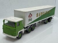 Scania 111 Koffer-Sattelzugs Sarrasani
