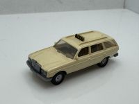 Mercedes-Benz W123 T-Modell (Kombi) Taxi