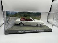 Ford Mustang Cabrio - Goldfinger