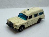Mercedes Binz Ambulance