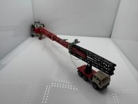 4011 Turmdrehkran mit LKW MB 2232