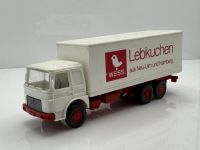 MAN B�ssing F80 Koffer-H�ngerzug Lebkuchen Weiss