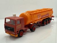 Volvo F12 Tanksattelzug Mercantilia