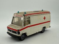 Mercedes 809D Rettungswagen