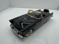 1956 Ford Thunderbird