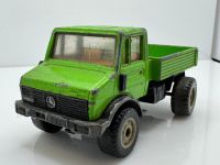Mercedes Unimog