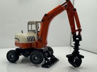 Schaeff HML 32 mit Greifarm