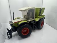 Claas Xerion 3000