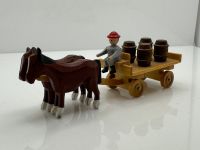 Pferde-Gespann - offener Wagen mit F�ssern