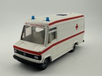 Mercedes 809D Rettungswagen