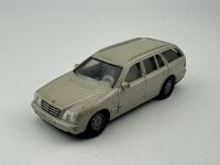 Mercedes W210 T-Model