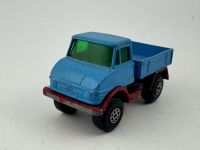Mercedes Unimog