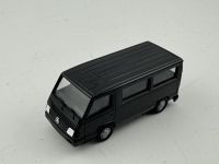 Mercedes 100 D