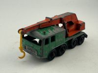 8 Wheele Crane