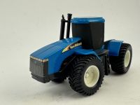 New Holland Traktor