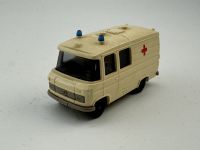 Mercedes-Benz L 406 Rotes Kreuz
