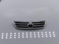 VW Touareg Grill