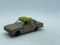 Ford Cortina + Dachgepck No.25