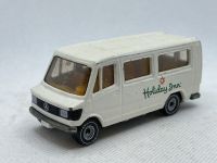 Mercedes 208 Holiday Inn