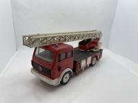 Mercedes DL 30 Feuerwehr