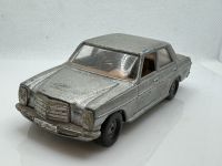 Mercedes 240 D