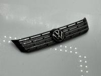 2011 VW Passat B7 Grill