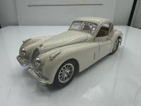 Jaguar XK-120 Coup