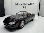 Jaguar XK8