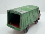 Refrigerator Truck