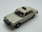 Mercedes-Benz /8 (W115) Taxi