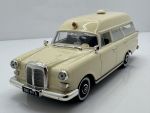 Mercedes-Benz 230 (W110) Binz Krankenwagen