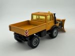 Unimog + Schneepflug