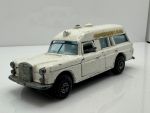 Mercedes-Benz Binz Krankenwagen