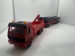 Mercedes-Benz Schwerlastzugmaschine + Kranteile