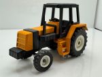 Renault Traktor TX145-14