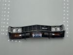 1967 Chevrolet Impala Sport Sedan Scheinwerfer + Grill