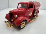 Ford V8 Feuerwehr Custom